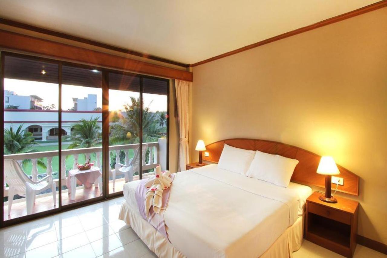 Choophorn House Sha Hotel Kata Beach  Exterior photo