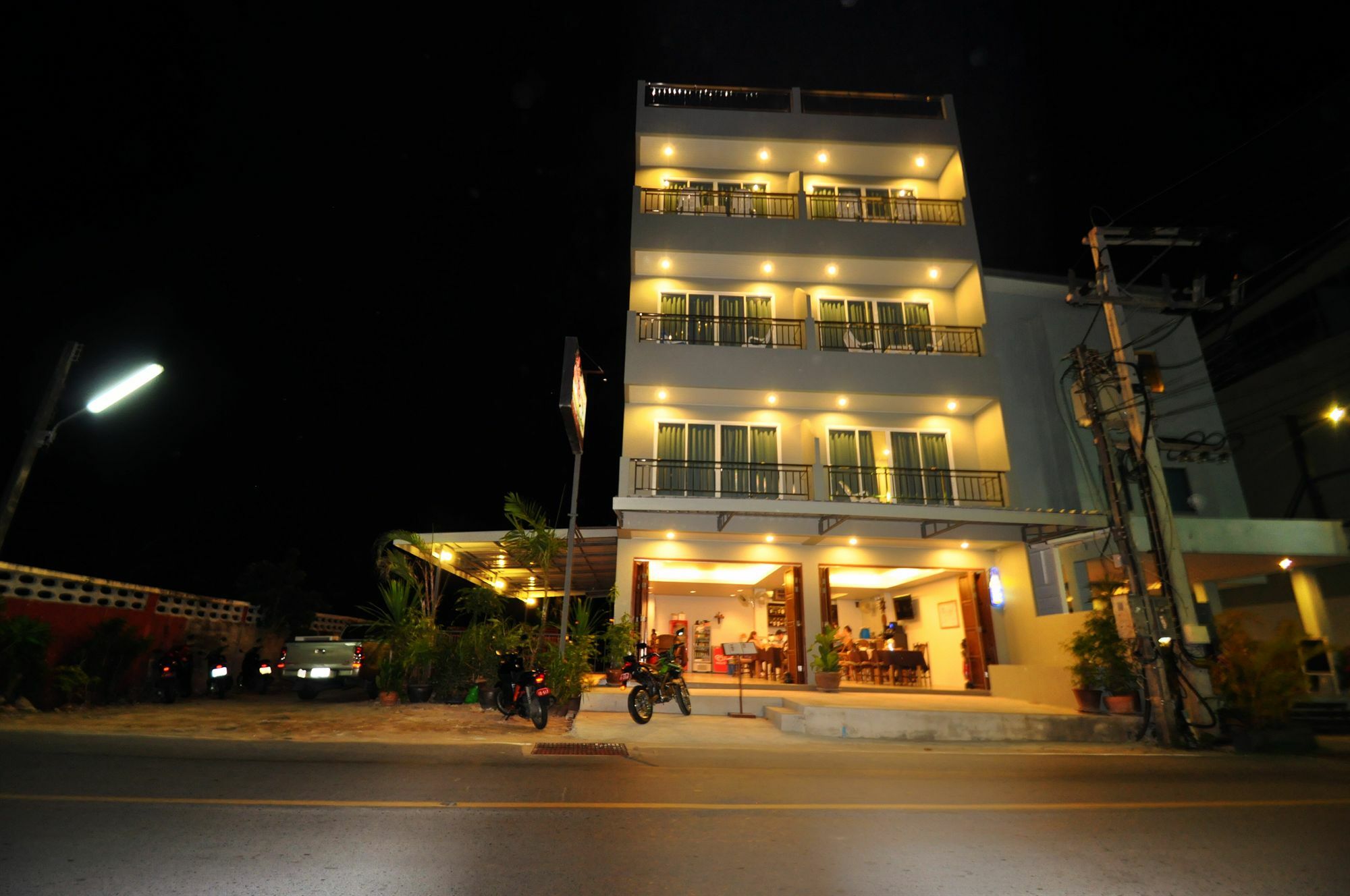 Choophorn House Sha Hotel Kata Beach  Exterior photo